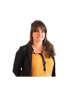 Daniela Andrea  Panfili - RE/MAX Roble