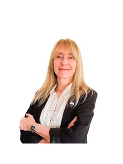 Gretel Scheller - RE/MAX Platino II