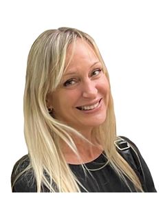 Ariadna Cassella - RE/MAX Premium