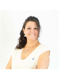 Carla Carranza - RE/MAX Jardín