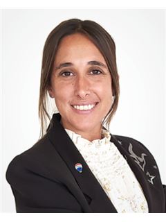 Maria Laura Reyes - RE/MAX Link