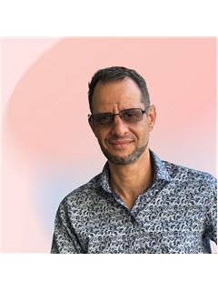 Alberto Hernández - RE/MAX Urbana