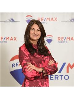 Mónica Santapa - RE/MAX Puerto