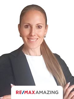 Lorena  Perez - RE/MAX Amazing