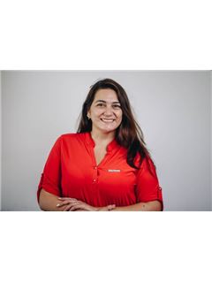 Valeria Marini Capelli - RE/MAX Data Work