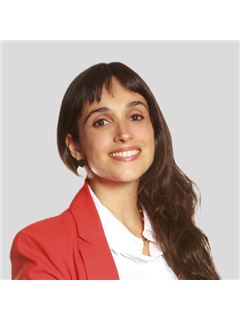 Laura Gutierrez - RE/MAX Blue