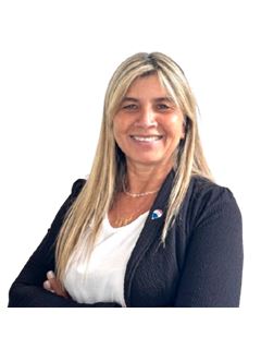 Silvia Carolina Gil - RE/MAX Docta