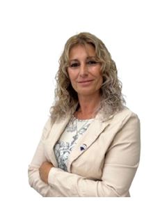 Nora Rodriguez - RE/MAX Avenida