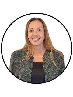 Maria Eugenia  Magdalena  - RE/MAX Class