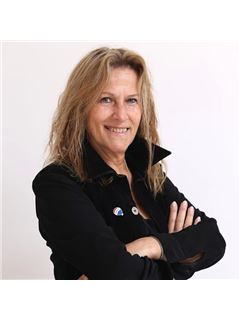 Claudia Beiguel - RE/MAX Alianza