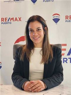 Flor Villamizar - RE/MAX Puerto