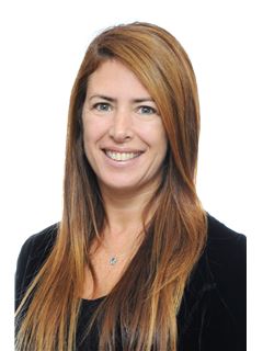 Daniela Ciepelinski - RE/MAX Power