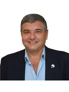 Agustin Guillermo Arola Nowell  - RE/MAX Express