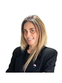 Angela Godoy - RE/MAX Premium