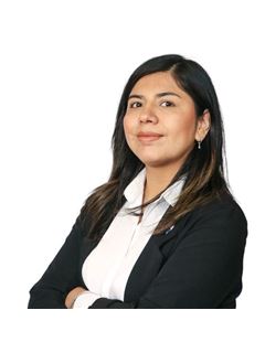 Andrea Albitre - RE/MAX Noa II