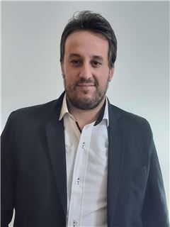Fernando Gomez - RE/MAX Advance