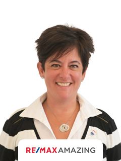 Lorena Abbatangelo - RE/MAX Amazing