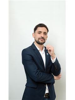 Jose  Garcia - RE/MAX Boulevard
