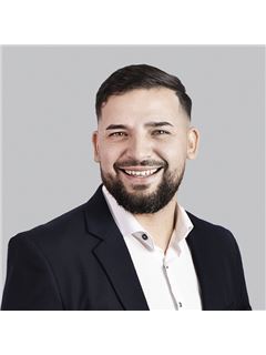 Pablo Chavez - RE/MAX Titanium