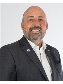 Diego Fernan Vazquez - RE/MAX Advance