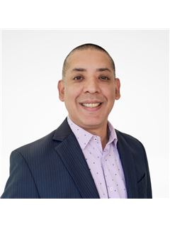 Norberto Fernández - RE/MAX Life