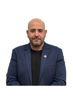 Martin  Esteves - RE/MAX Urbana