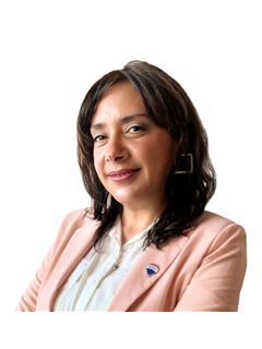 Carolina De La Vega - RE/MAX Mediterránea