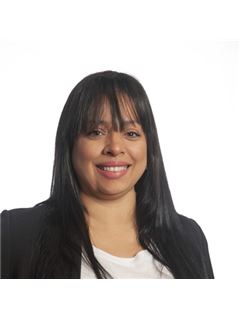 Vanessa Rivero Mora - RE/MAX Platino II