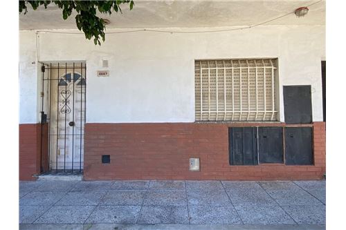 4600 Roque Sáenz Peña  -  La Tablada, Gran Buenos Aires - Zona Oeste