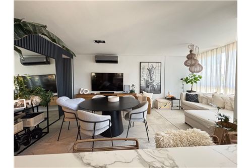 1400 Juan Díaz de Solís  -  Vicente Lopez, Gran Buenos Aires - Zona Norte