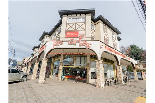 800 Santiago Albarracín  -  Bariloche, Río Negro