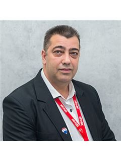 Associate - Daniel Vasilescu - RE/MAX Central