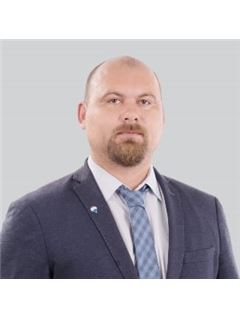Associate - Florin Ciche - RE/MAX Central