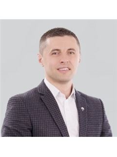 Associate - Dimitrian Mamaliga - RE/MAX Central