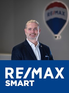 Paweł Wasiljew - RE/MAX Smart