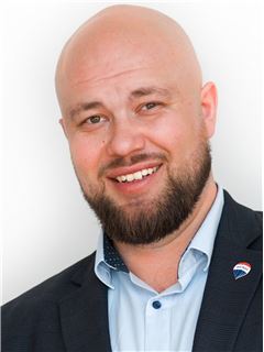 Broker/Owner - Arnold Łowicki - RE/MAX Liberty