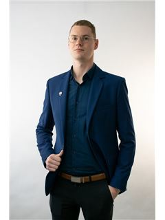 Jakub Szyma - RE/MAX Home Professional