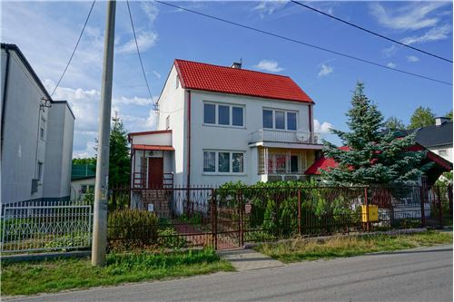 For Sale-Two Family House-Bohaterów Westerplatte  -  Skierniewice, Poland-810141002-570