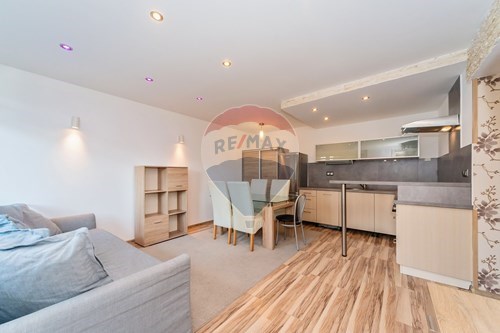 Wynajem-Mieszkanie-40B JANA III SOBIESKIEGO  -  Bielsko-Biała, Polska-800061057-197