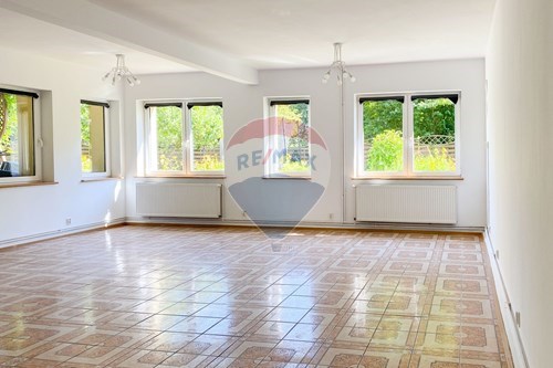 Wynajem-Lokal handlowy/usługowy-Szkolna  -  Milanówek, Polska-810141010-207