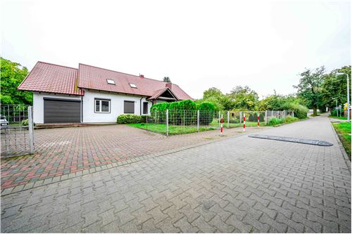 For Sale-House-4 Bryzy  -  Tarnowo Podgorne, Poland-790121006-432