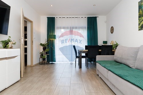 Sprzedaż-Mieszkanie na parterze-Wielkopolska  -  Bielsko-Biała, Polska-800061103-186