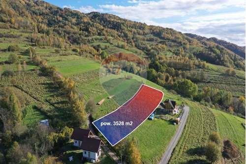 For Sale-Plot of Land for Hospitality Development-Osiedle Grzebaki Górne  -  Tylmanowa, Poland-800091027-175