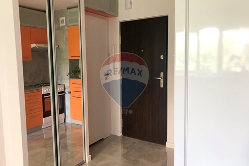 Wynajem-Mieszkanie-Św. Bonifacego  - Mokotów  -  Warszawa, Polska-810051022-79