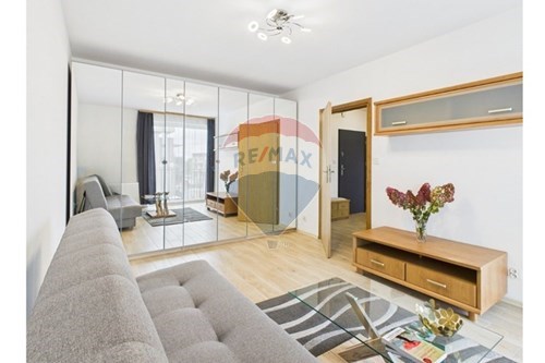 Residential - Condo/Apartment - Grojec, Poland - PL