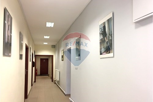 Commercial - Office - Grodzisk Mazowiecki, Poland - PL
