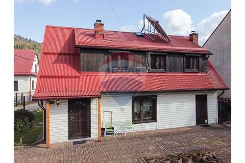 बिक्री के लिए-असम्बद्ध फैमिली हाउस (पारिवारिक घर)-Rajcza  -  Rajcza, Polska-800061111-5