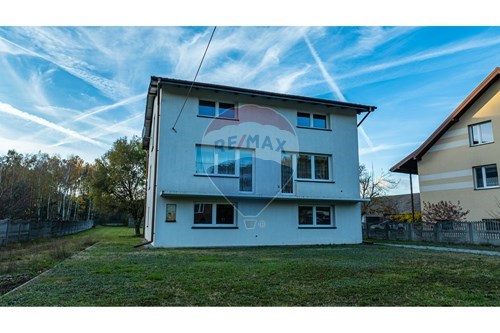 Sprzedaż-Dom wolnostojący-127 Szkolna  -  Toporów, Polska-810251052-72