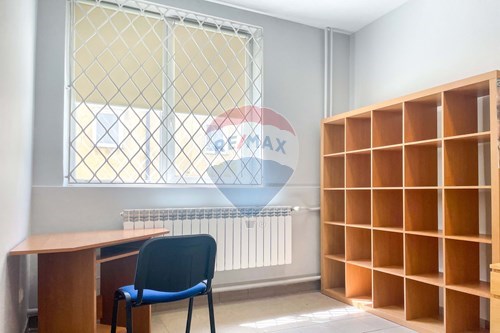Commercial - Office - Grodzisk Mazowiecki, Poland - PL