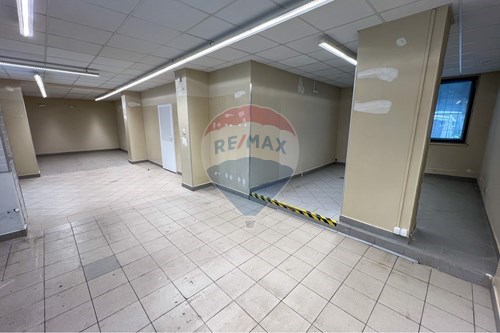 Sprzedaż-Lokal handlowy/usługowy-Beskidzka  -  Rybarzowice, Polska-800061039-524